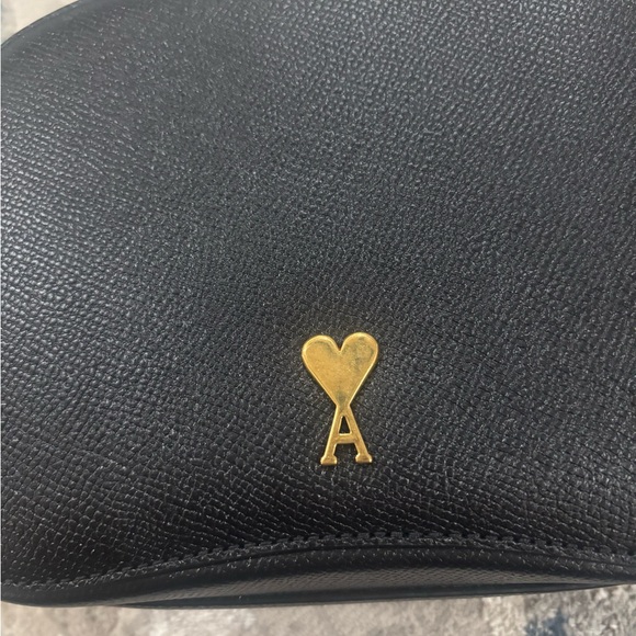 AMI Paris ami de coeur camera bag - Picture 3 of 7